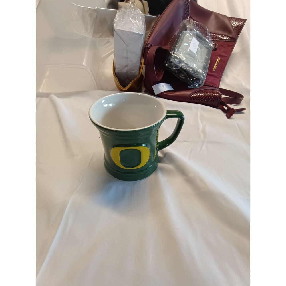 Oregon Ducks Coffee Mug 14OZ Green Ceramic Sculpted 3D Relief NCAA Boelter